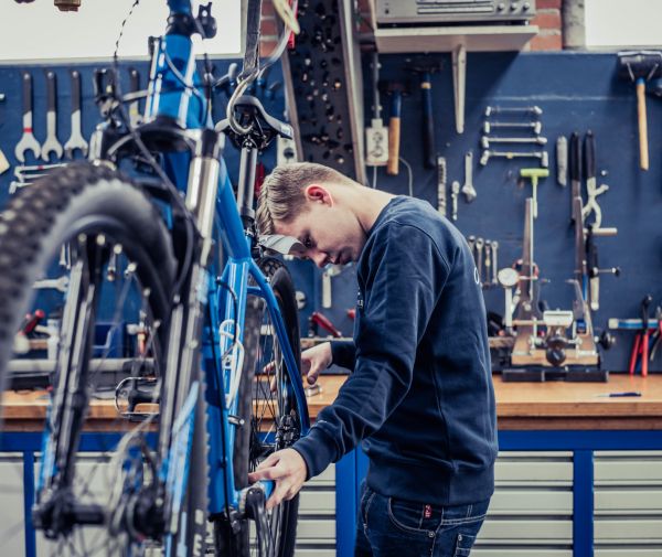 Doe tijdig onderhoud aan je fiets en vergeet de servicebeurten niet!